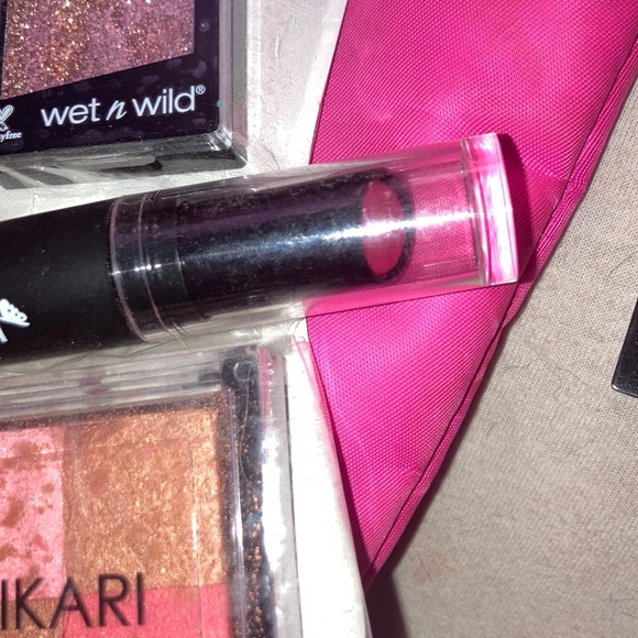 🆕A foot of make-up - Picture 5 of 5